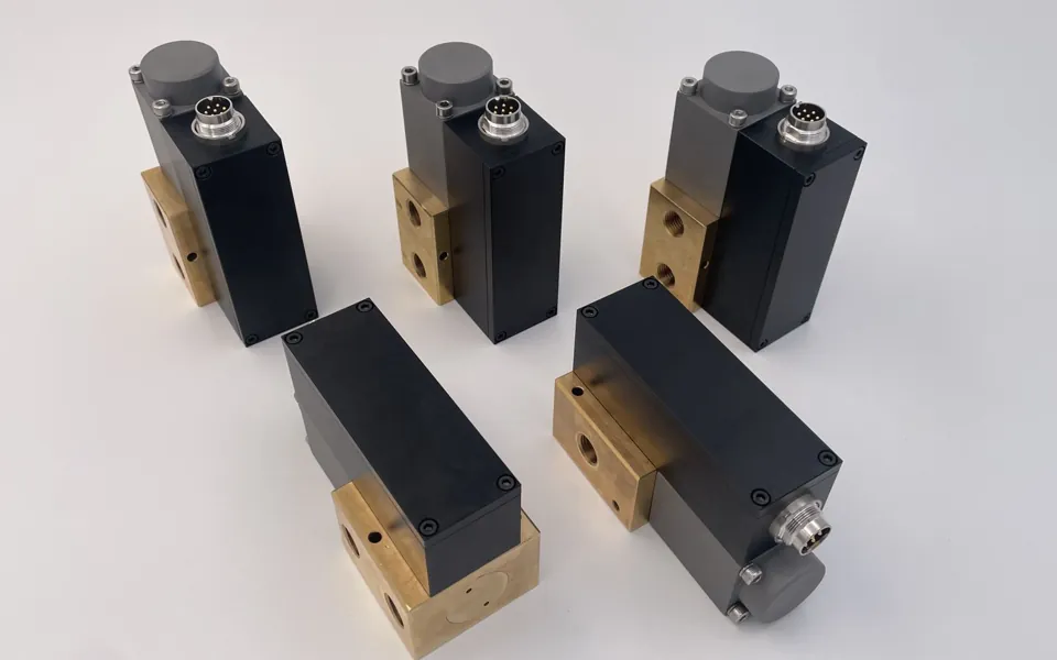 Five assembled proportional control valve units